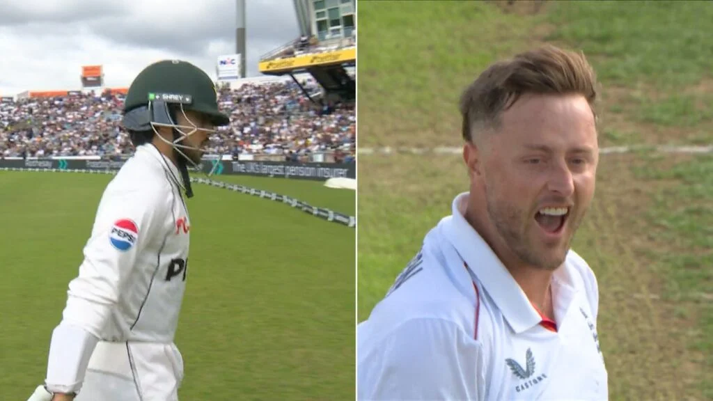 Ollie Robinson and Josh Tongue after Pakistan batting collapse for 171 at Headingley