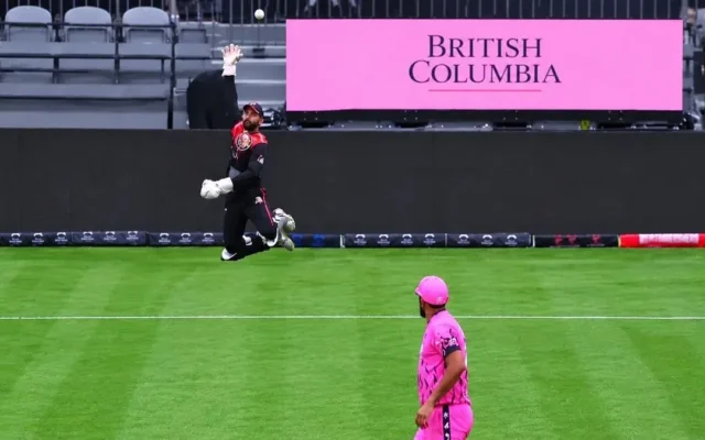 Wide Ball Goes for 6